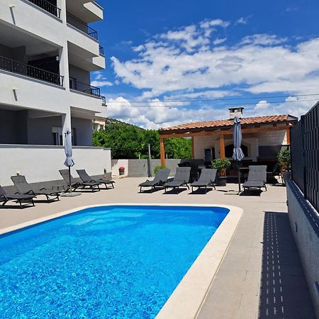 Villa Apartment Aa 2 Trogir Eksteriør bilde