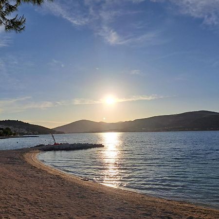 Villa Apartment Aa 2 Trogir Eksteriør bilde