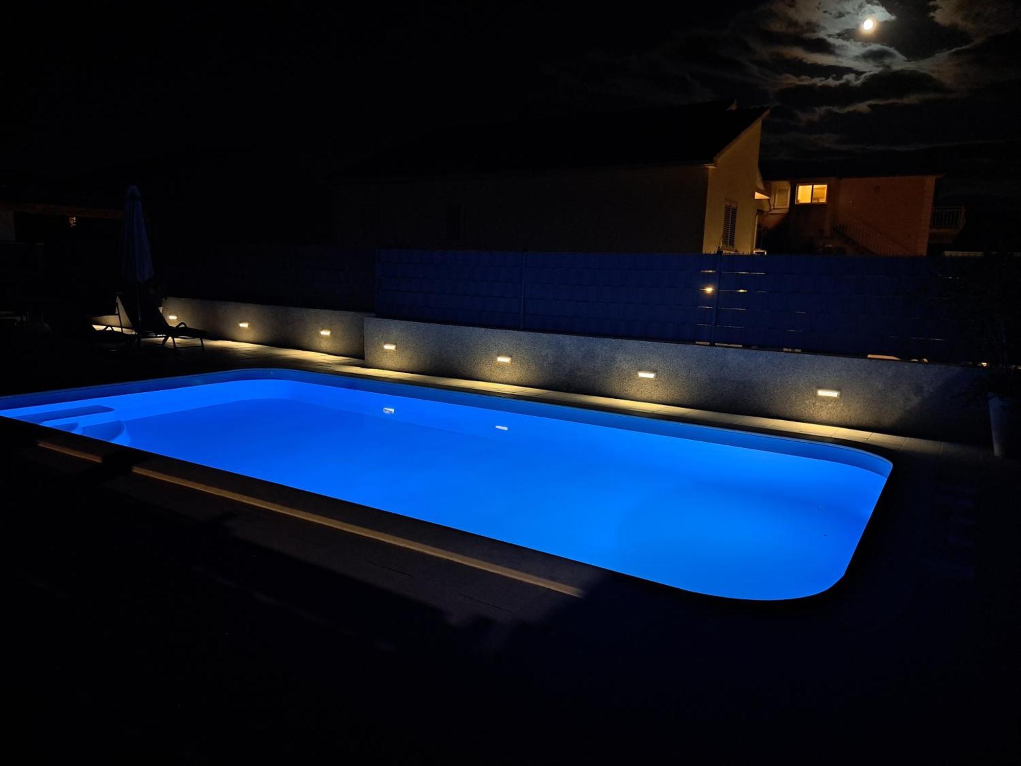 Villa Apartment Aa 2 Trogir Eksteriør bilde