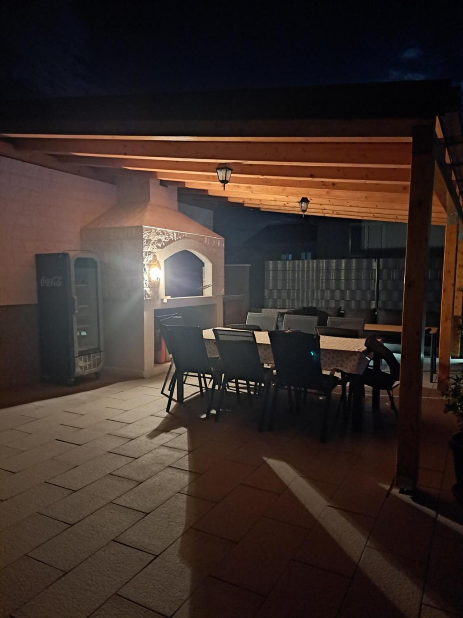 Villa Apartment Aa 2 Trogir Eksteriør bilde