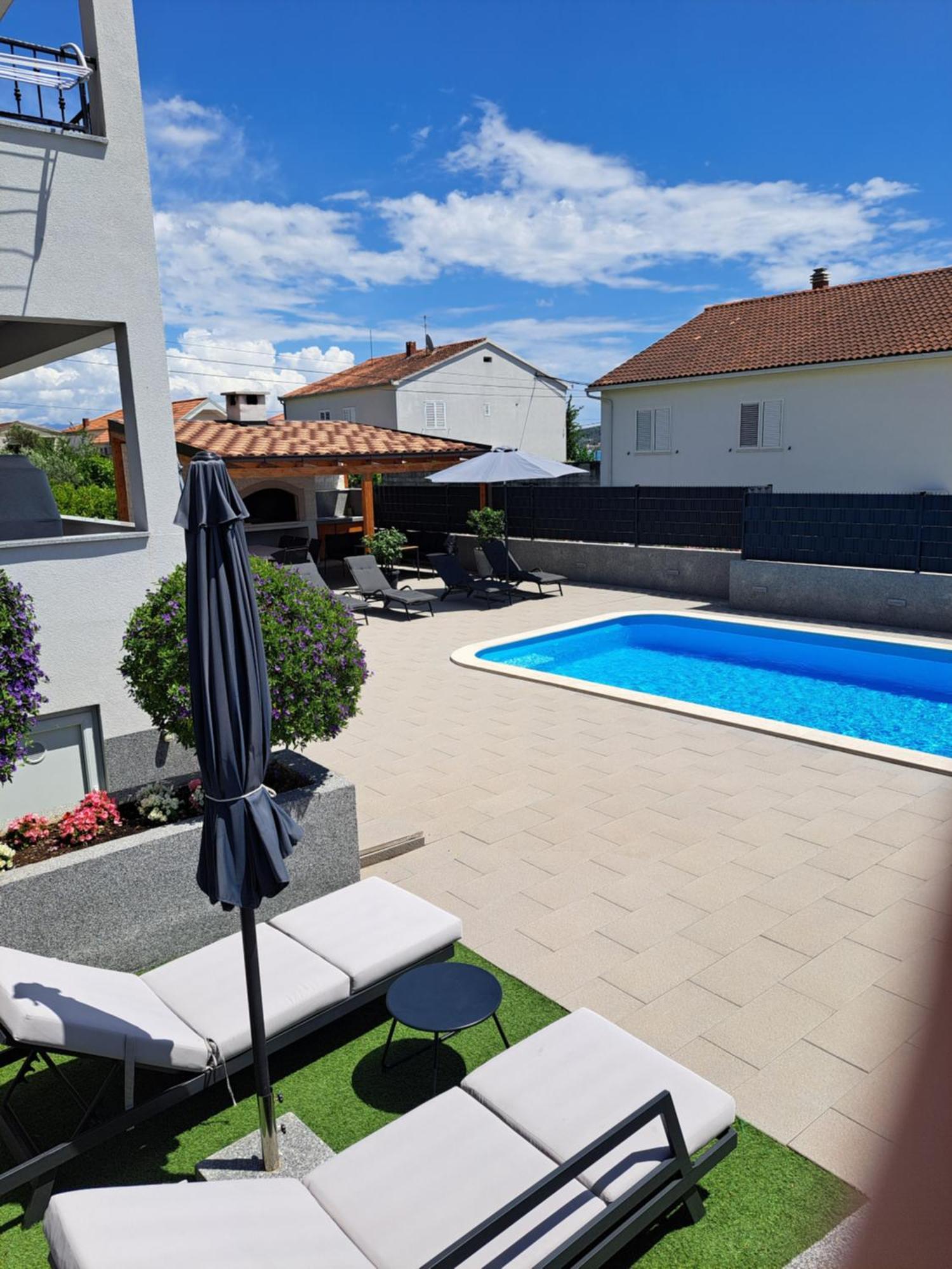 Villa Apartment Aa 2 Trogir Eksteriør bilde