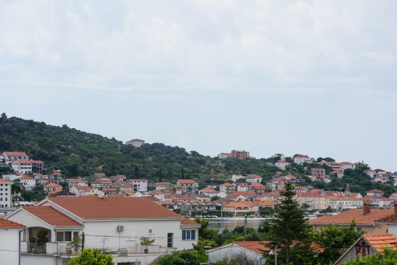 Villa Apartment Aa 2 Trogir Eksteriør bilde