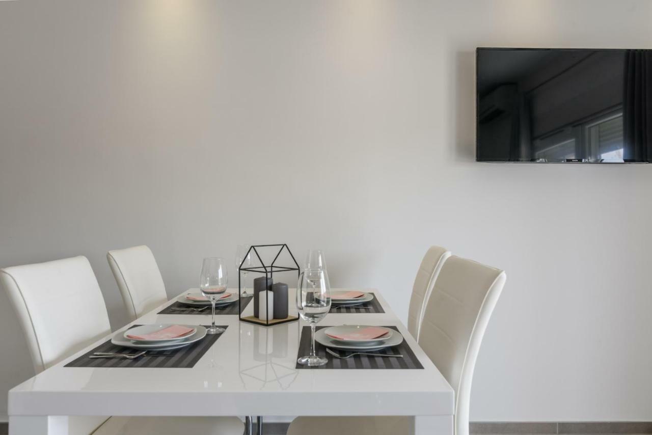 Villa Apartment Aa 2 Trogir Eksteriør bilde