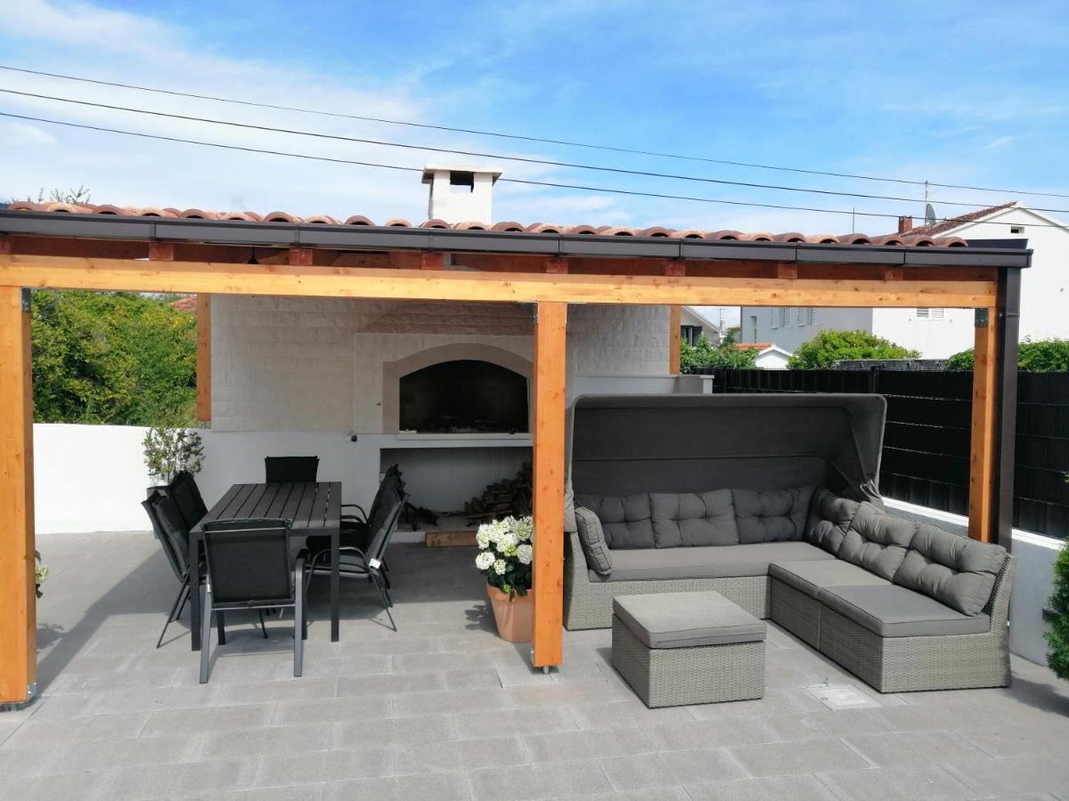 Villa Apartment Aa 2 Trogir Eksteriør bilde